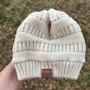 ALEPO FLEECE LINED BEANIE BEIGE COLOR NEW